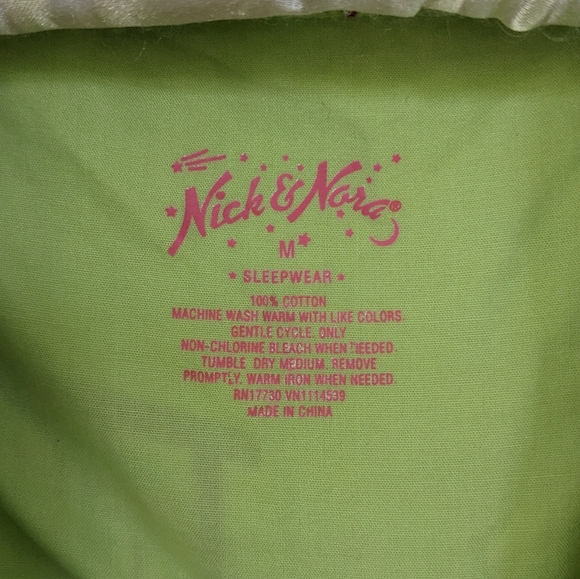 Nick & Nora Backyard Flamingo BBQ Pool 3/4 Sleeve Ruffle Button Up Shirt - Picture 5 of 5